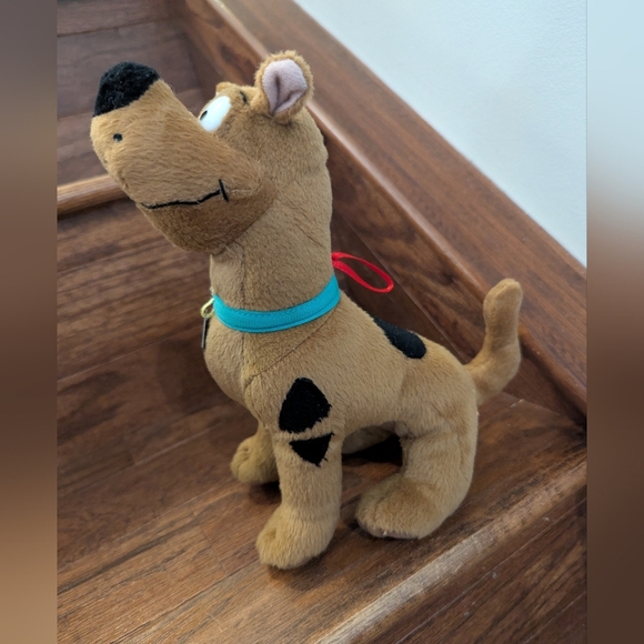 Scooby-Doo Plush Dog Toy - Brown approx 12" - Picture 4 of 8